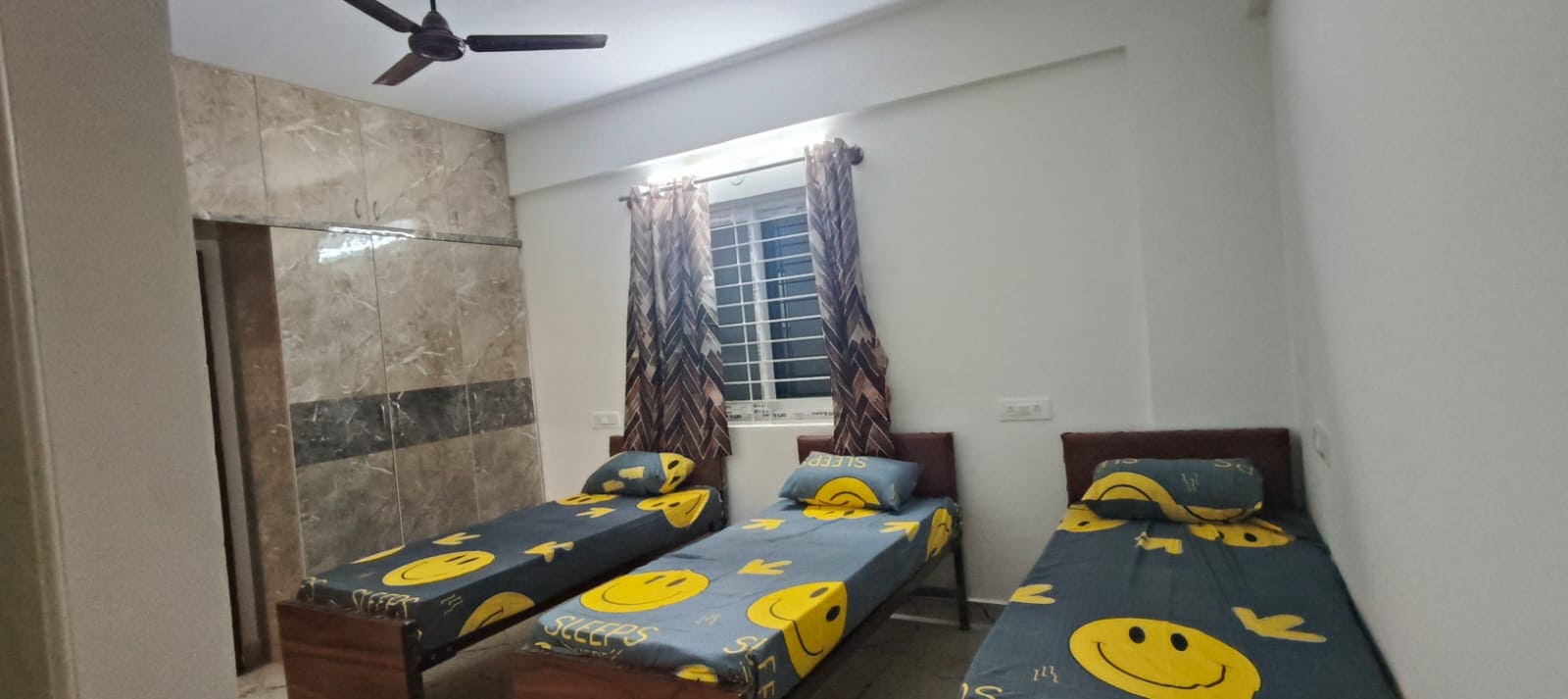 pg in bangalore, paying guest in bangalore, pgs in bangalore, pg near bangalore, luxury pg in bangalore, luxury pgs in bangalore, best pg in bangalore, executive pg in bangalore, posh pg in bangalore, mens pg in bangalore